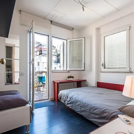 Penthouse On The Bay Of דירה