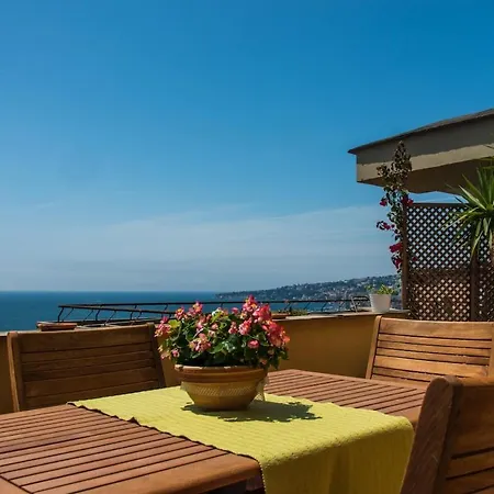 דירה Penthouse On The Bay Of *